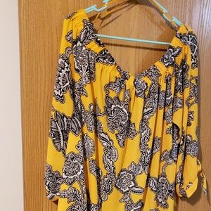 Nwot Yellow and black off shoulder poly shirt XL